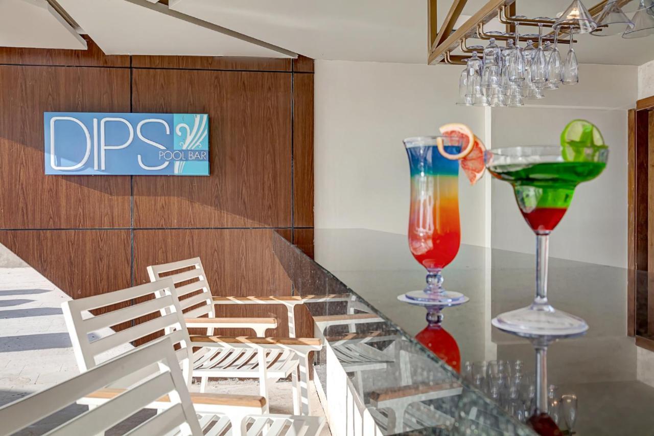 Royalton Chic Cancun, An Autograph Collection All-Inclusive Resort - Adults Only Bagian luar foto DIPS lounge at Mumbai airport